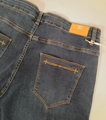 JEANS CAPRI CONFORMATO DONNA EC6719 Tellini S.r.l. Ingrosso Abbigliamento